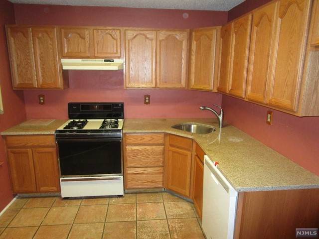 1216 Richmond Road - Photo 1