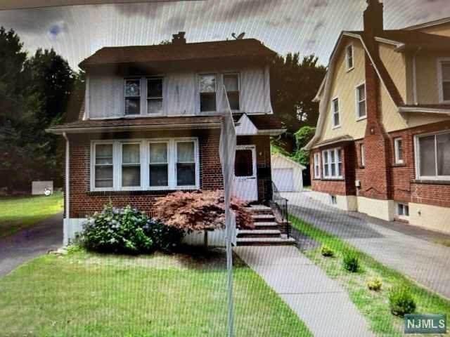 1109 Webster Avenue - Photo 1