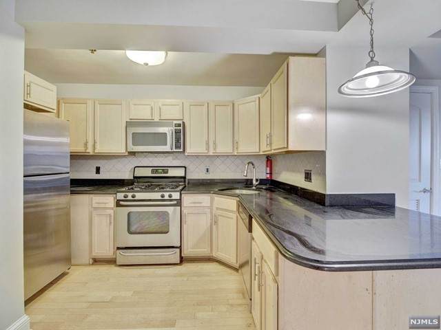 70 Munn Avenue - Photo 1
