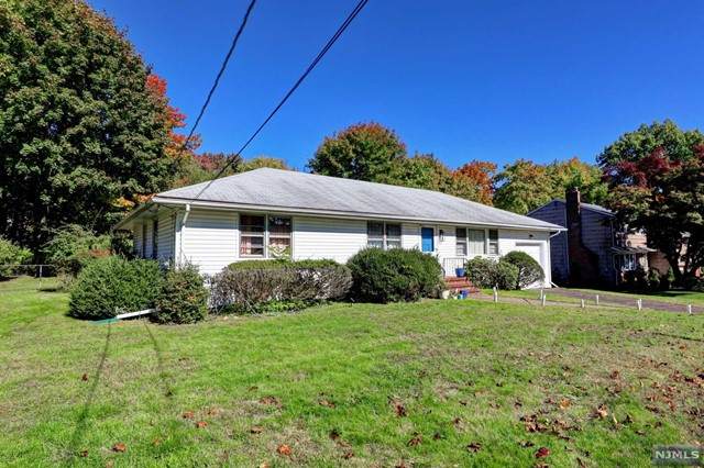 86 Fremont Avenue - Photo 1