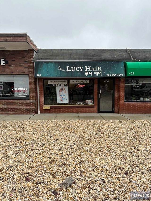 464 Livingston Street - Photo 1