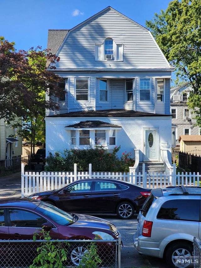 19 Eppirt Street - Photo 1