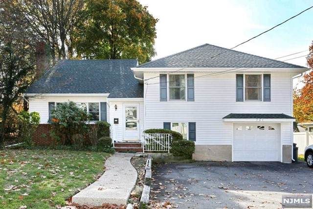 901 Oradell Avenue - Photo 1