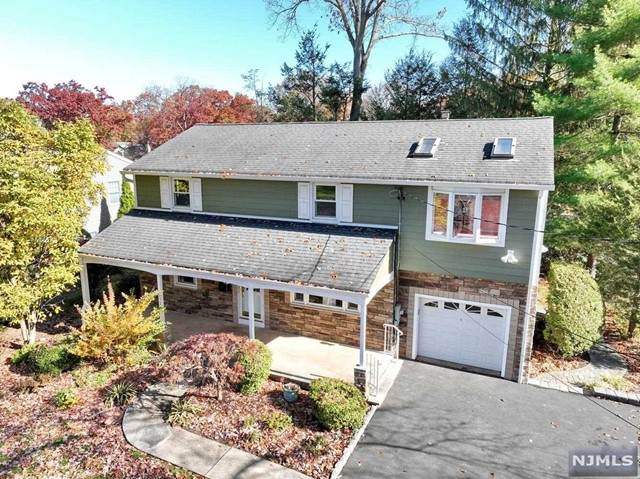 272 Evergreen Street - Photo 1