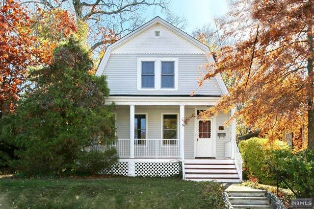89 Large Avenue - Photo 1