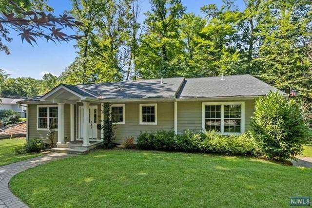 282 Glen Avenue - Photo 1