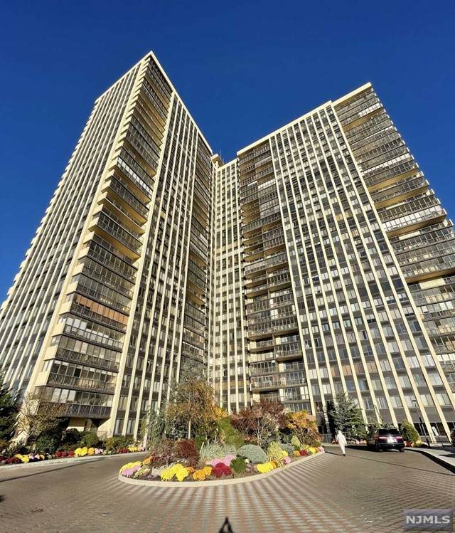 300 Winston Drive - Photo 1