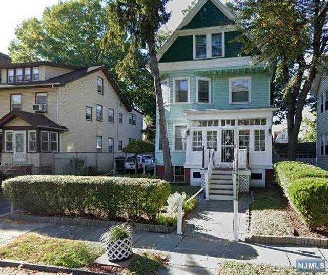 29 20th Street - Photo 1