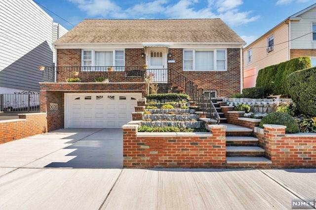 804 Grand Avenue - Photo 1