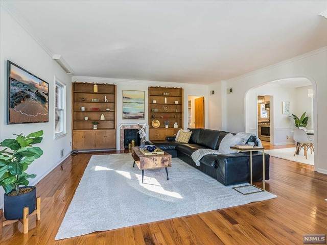 134 Midland Boulevard - Photo 1