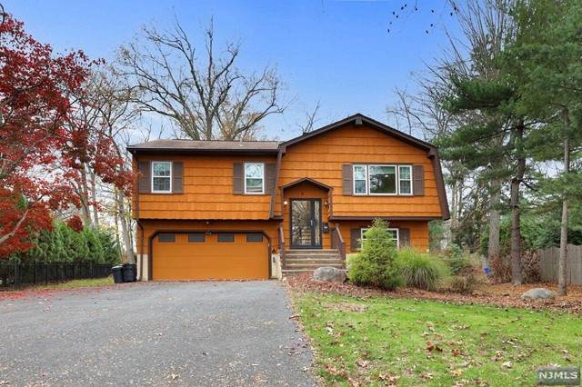 3 Hillcrest Drive - Photo 1