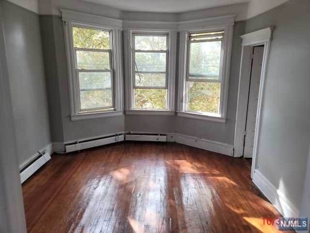 624 15th Avenue - Photo 1
