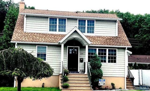 239 Falmouth Avenue - Photo 1