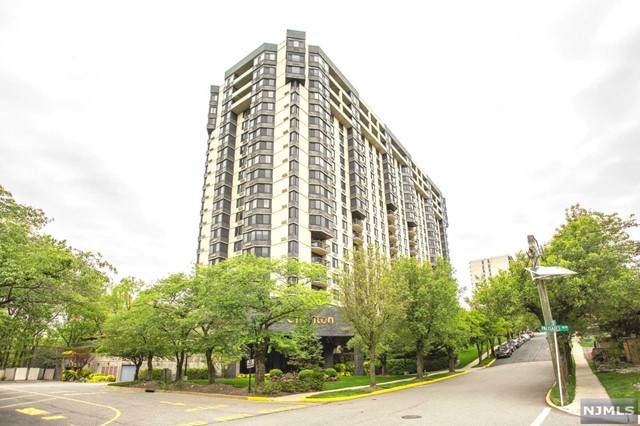 1265 15th Street - Photo 1