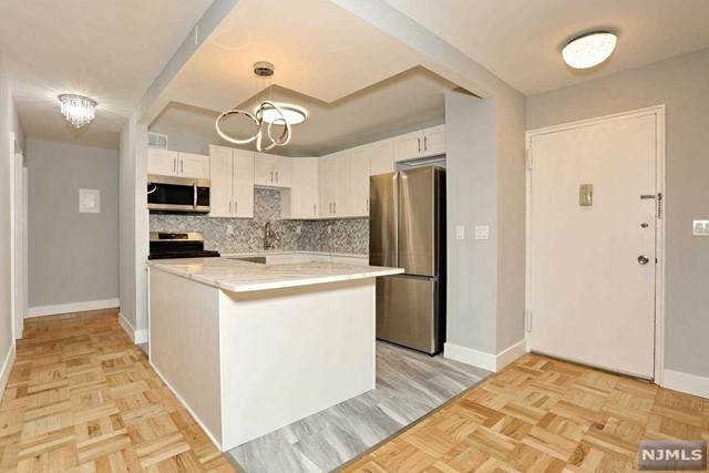 2100 Linwood Avenue - Photo 1