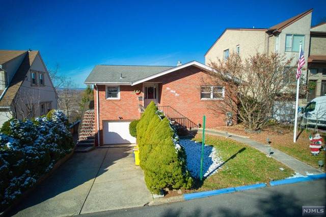 535 4th Street - Photo 1