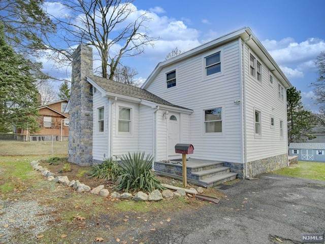 277 Mount Pleasant Avenue - Photo 1