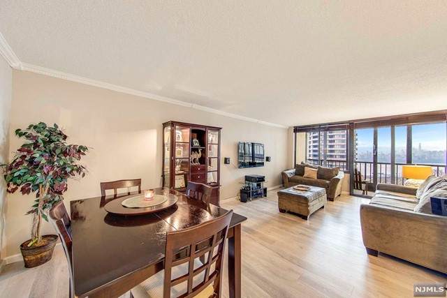 200 Winston Drive - Photo 1