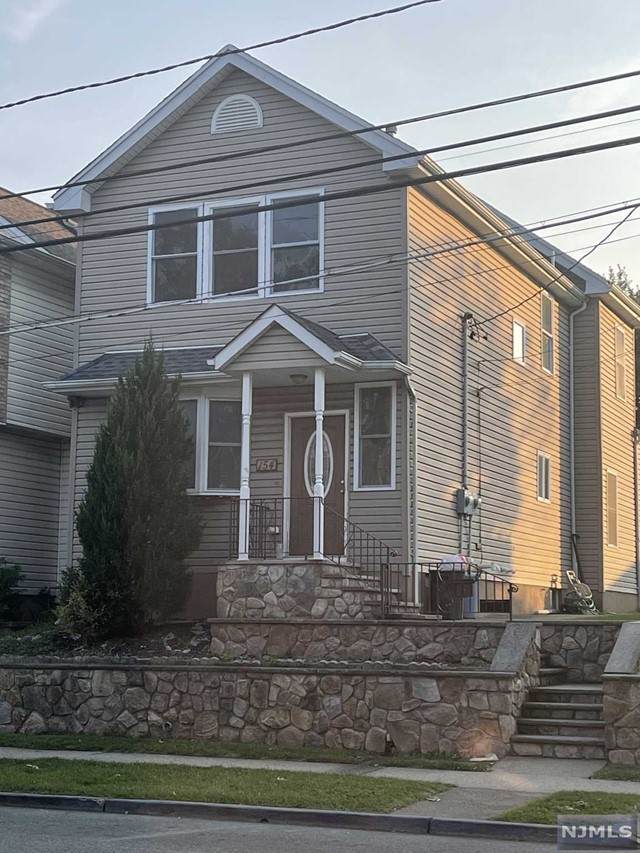154 Maple Avenue - Photo 1