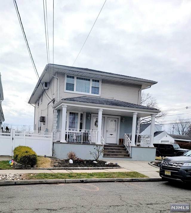 492 Victor Street - Photo 1