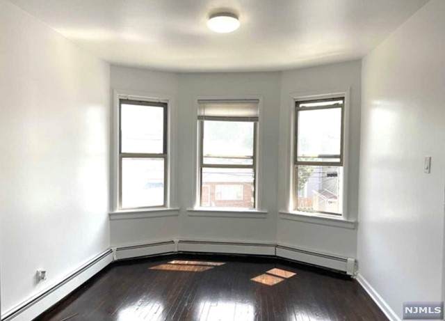 103-105 Devon Street - Photo 1