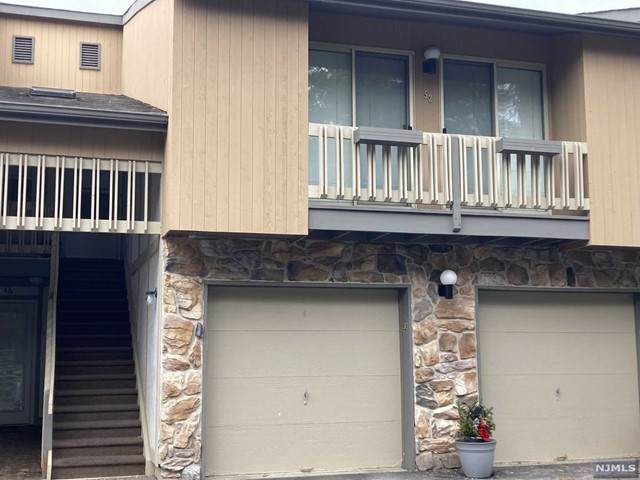 52 Buchanon Court - Photo 1