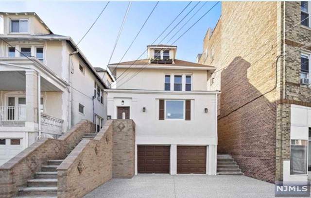 413 Palisade Avenue - Photo 1