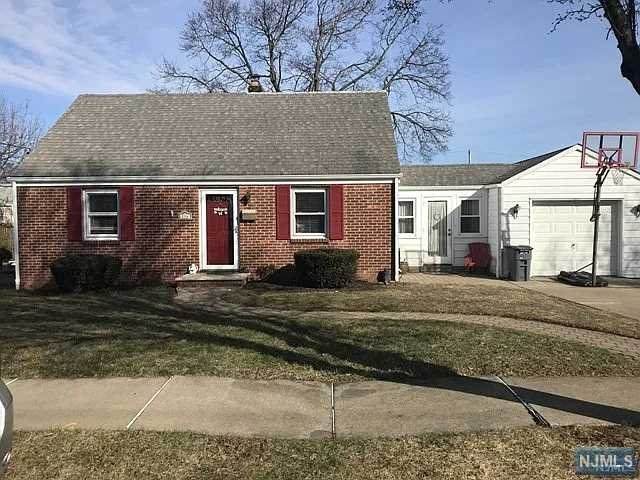 206 Martin Avenue - Photo 1