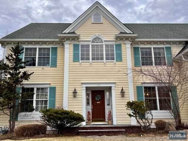 167 Graham Avenue - Photo 1