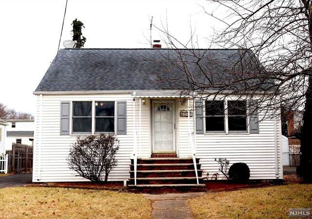 208 Stephenson Avenue - Photo 1
