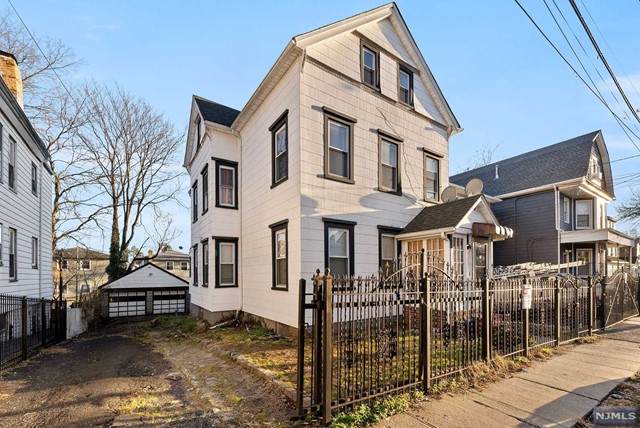 12 Durand Place - Photo 1
