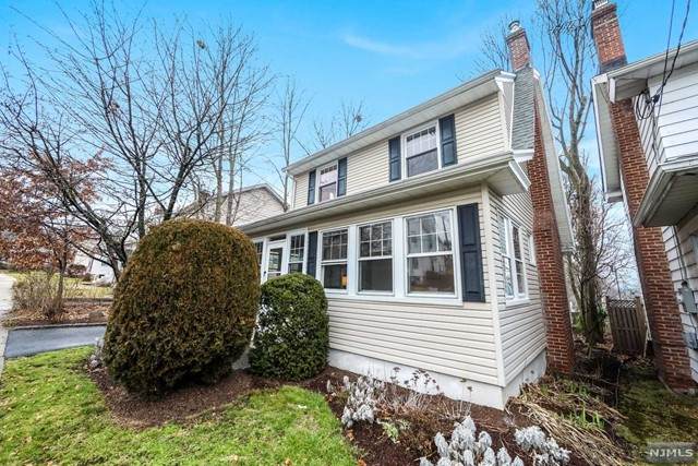 60 Valley Way - Photo 1