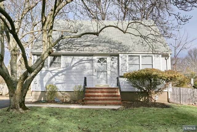52 Conklin Avenue - Photo 1