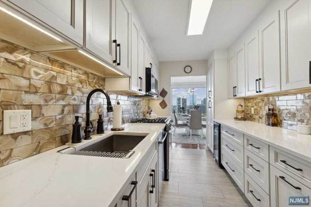 6 Horizon Road - Photo 1