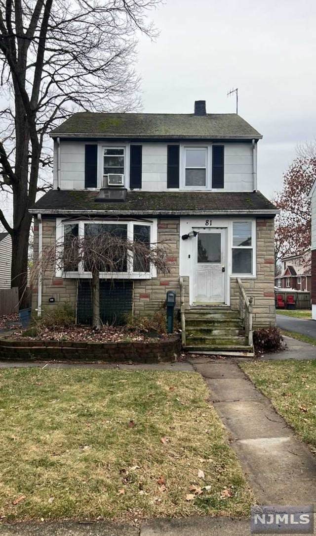 81 Roosevelt Avenue - Photo 1