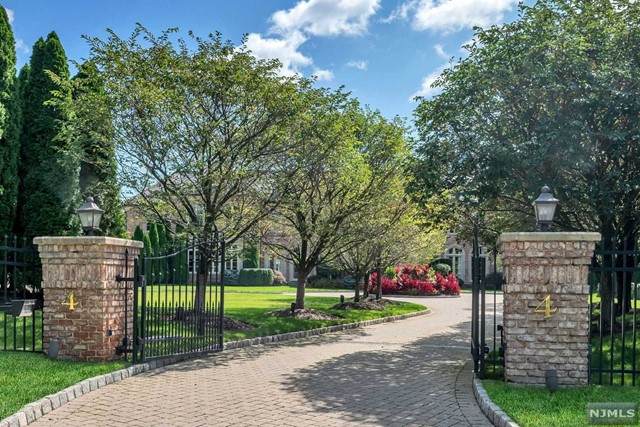 4 Stone Tower Drive - Photo 1