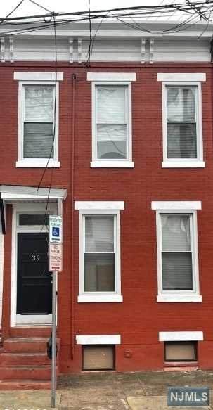 39 Emmet Street - Photo 1