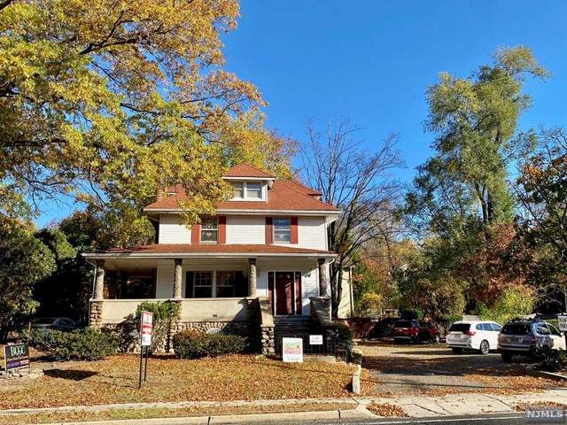 442 Broadway - Photo 1