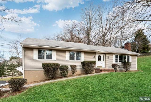 3 Grandview Avenue - Photo 1