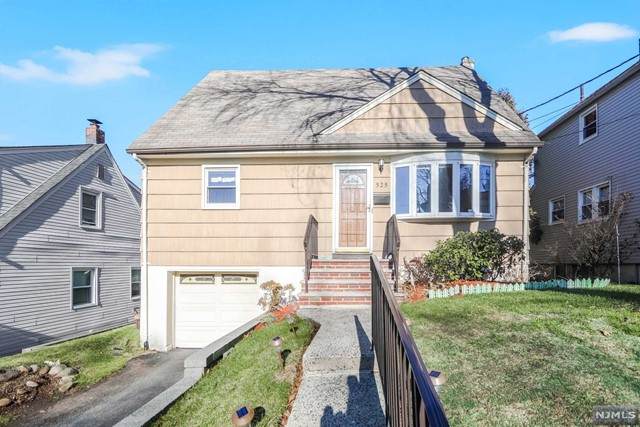 525 Oritani Place - Photo 1