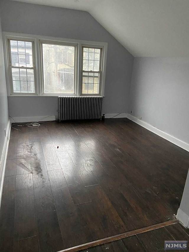 33 Ryerson Avenue - Photo 1