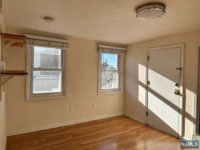 33 Hayward Place - Photo 1