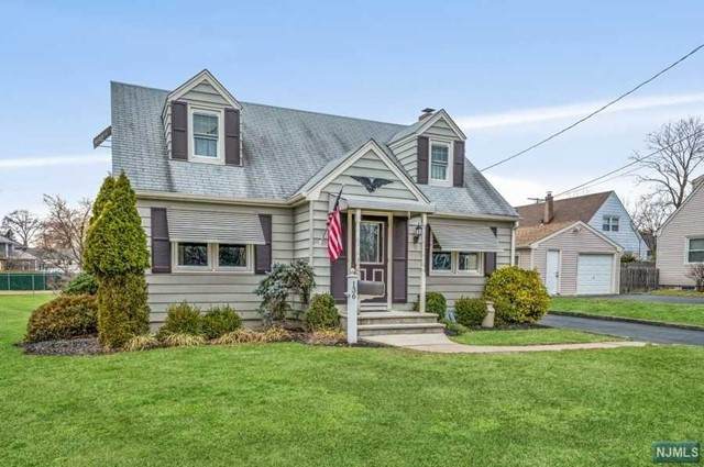 136 Vreeland Avenue - Photo 1