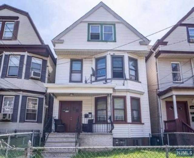 102 Myrtle Avenue - Photo 1