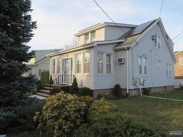 8 Franklin Street - Photo 1