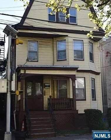 190 9th Street - Photo 1