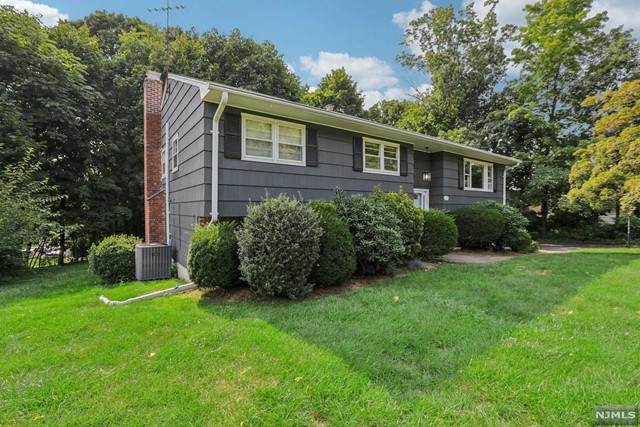 532 Spencer - Photo 1