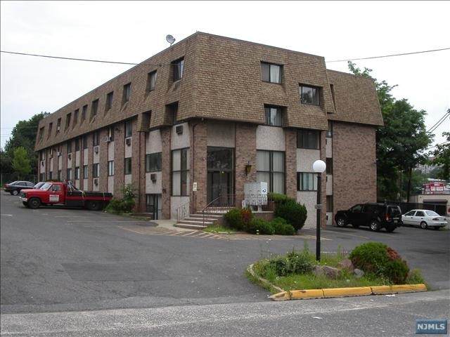127 Columbia - Photo 1