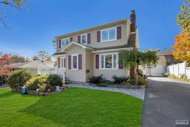 639 Mckinley Avenue - Photo 1