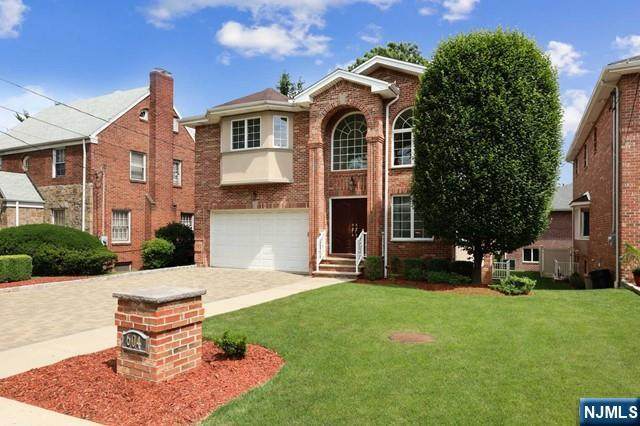 604 Abbott Avenue - Photo 1